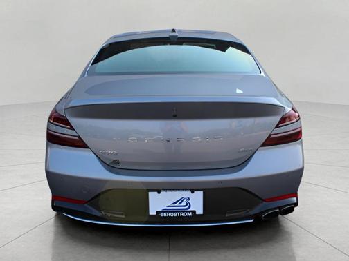2022 Genesis G70 2.0T