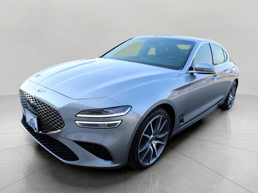 2022 Genesis G70 2.0T