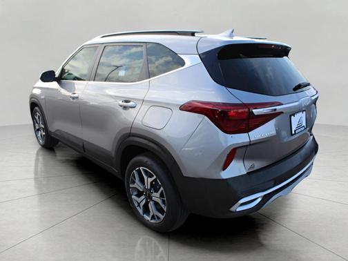 2022 Kia Seltos EX