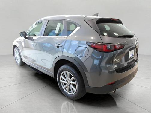 2022 Mazda CX-5 2.5 S Preferred Package