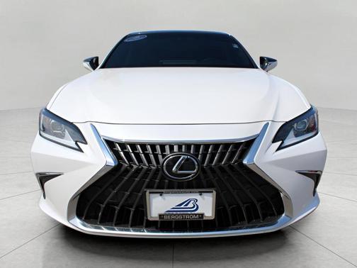 2022 Lexus ES 350 Base