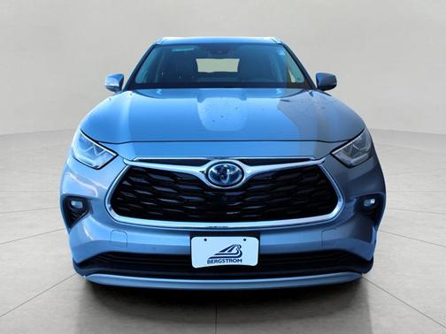 2021 Toyota Highlander Hybrid Platinum