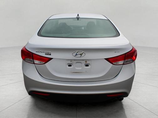 2013 Hyundai ELANTRA GS