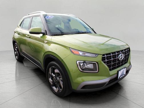 2023 Hyundai VENUE SEL