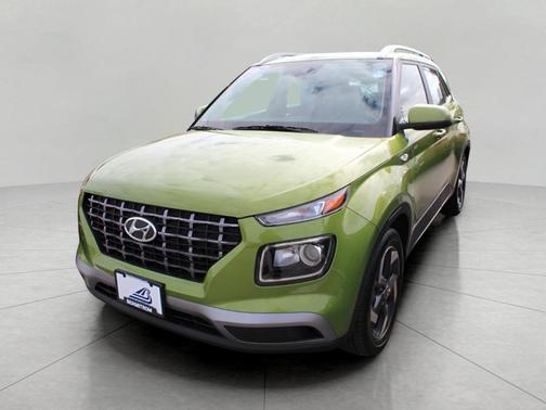 2023 Hyundai VENUE SEL