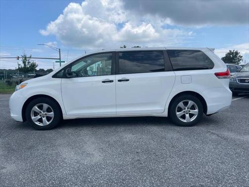 2011 Toyota Sienna Base