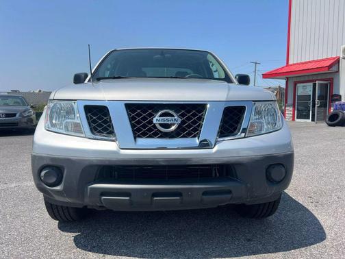 2012 Nissan Frontier S