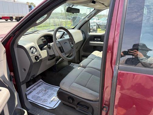 2005 Ford F-150 XLT