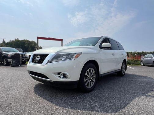 2014 Nissan Pathfinder S