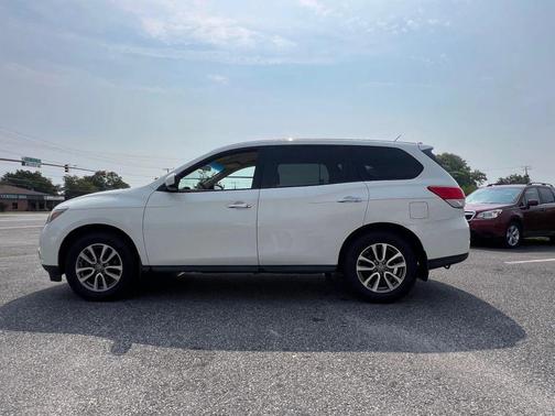 2014 Nissan Pathfinder S