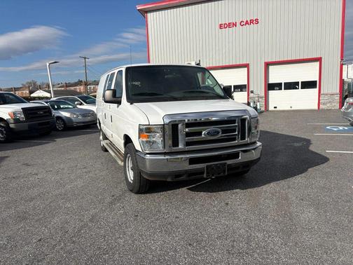 2008 Ford E250 Base