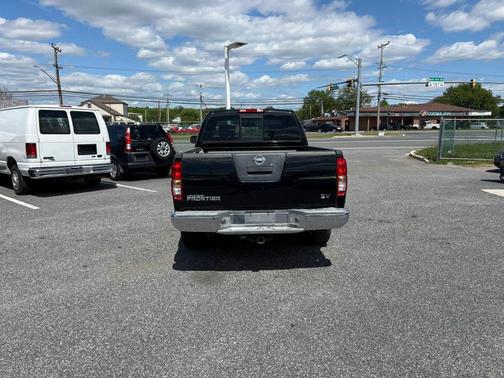 Black 2012 Nissan Frontier SV