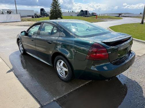 2004 Pontiac Grand Prix GT2