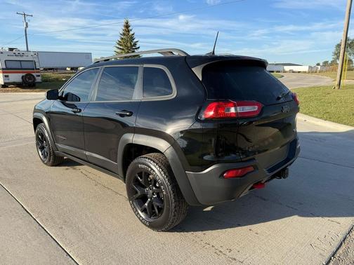 2017 Jeep Cherokee Trailhawk