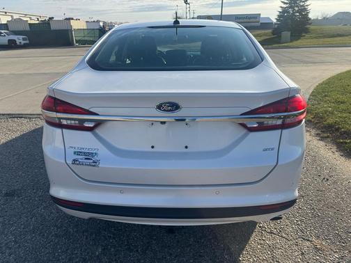 2017 Ford Fusion Energi SE Luxury