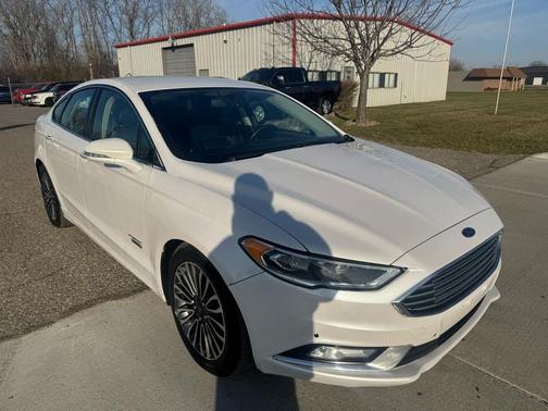 2017 Ford Fusion Energi SE Luxury