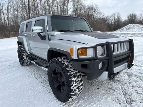 2009 Hummer H3 Alpha
