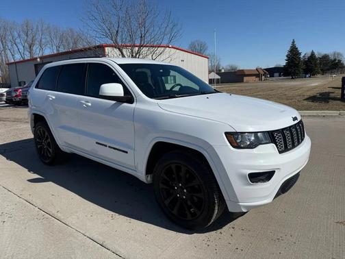 2018 Jeep Grand Cherokee Altitude