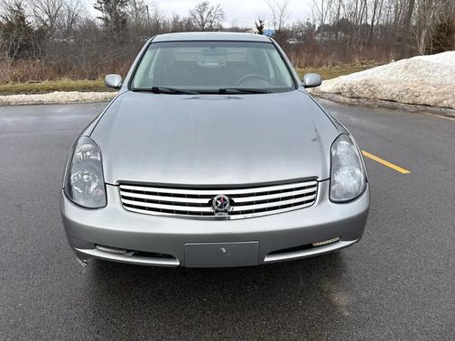 2004 INFINITI G35x Base
