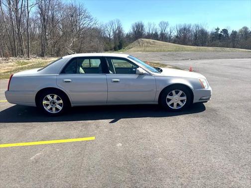 2007 Cadillac DTS Luxury