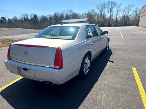 2007 Cadillac DTS Luxury