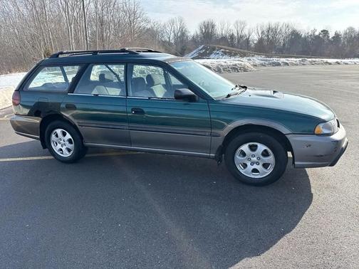1999 Subaru Legacy Base