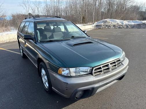 1999 Subaru Legacy Base