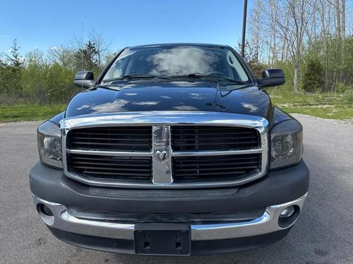 Brilliant Black Crystal Pearlcoat 2008 Dodge Ram 1500 SLT Quad Cab
