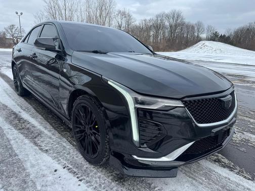 2021 Cadillac CT4 Premium Luxury