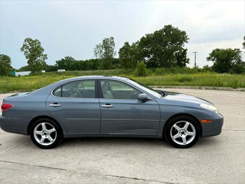 2005 Lexus ES 330 Base
