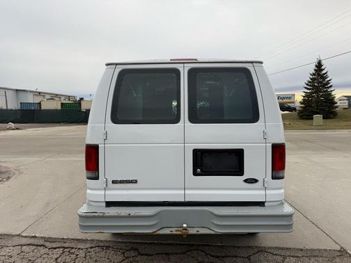 2006 Ford E250 Cargo