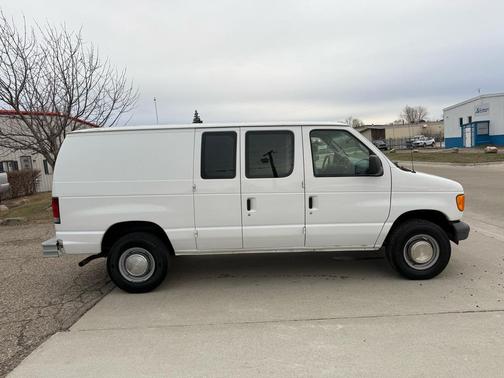 2006 Ford E250 Cargo