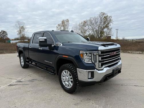 2022 GMC Sierra 2500 SLT