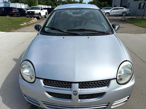 2005 Dodge Neon SXT