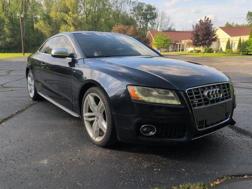 BLUE 2010 Audi S5 4.2 Premium Plus