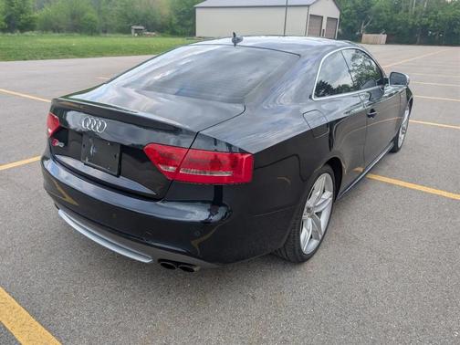 BLUE 2010 Audi S5 4.2 Premium Plus