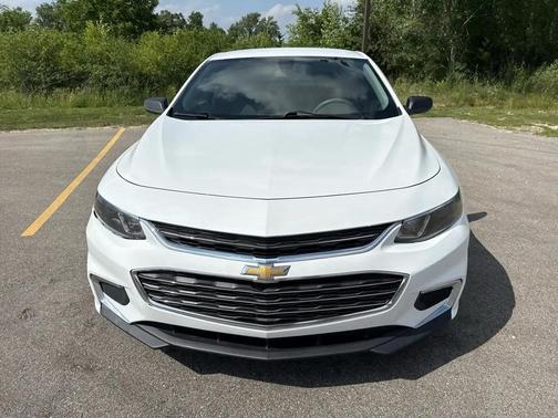 Summit White 2018 Chevrolet Malibu 1LS