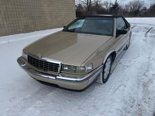 1992 Cadillac Eldorado Standard