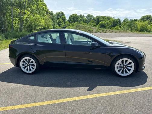 Solid Black 2021 Tesla Model 3 Standard Range Plus