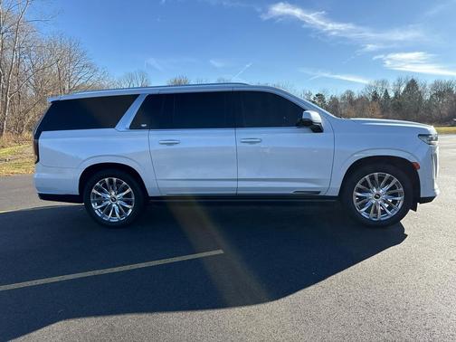 2021 Cadillac Escalade ESV Premium Luxury