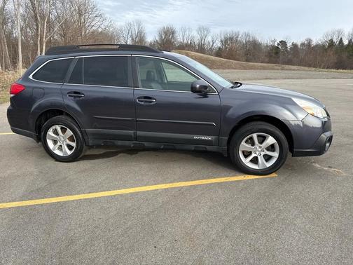 2013 Subaru Outback 3.6R Limited