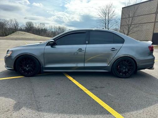 2018 Volkswagen Jetta 1.8T SE Sport