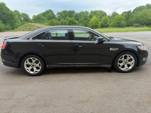 BLACK 2011 Ford Taurus SHO