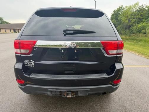 BLUE 2011 Jeep Grand Cherokee Laredo