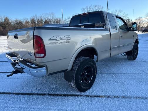 2000 Ford F-150 XL