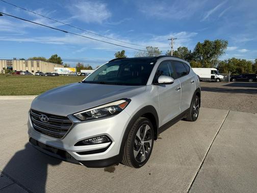 2016 Hyundai TUCSON Limited