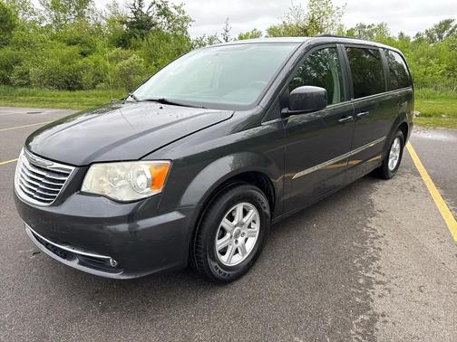 GREY 2011 Chrysler Town & Country Touring