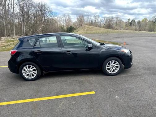 2013 Mazda Mazda3 i Touring