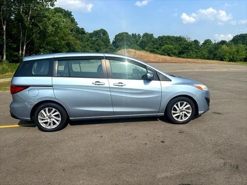 2013 Mazda Mazda5 Sport