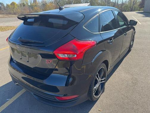 2016 Ford Focus ST 